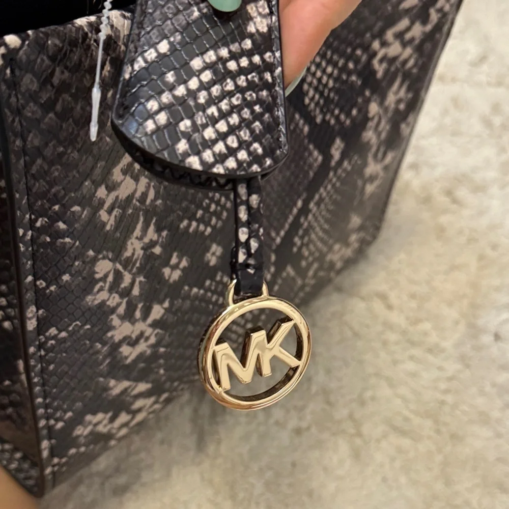 NWOT Michael Kors Penelope Top Handle Satchel